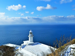 室蘭八景の一つ地球岬の絶景.年末年始は初日の出の観光客でにぎわうことでも有名